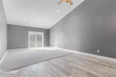 Living - 11130 Brahms, Davison, MI 48423 photo 1 of 2