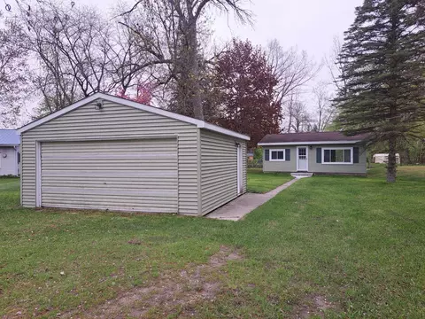 1300 Lakeview, Clare, MI 48617