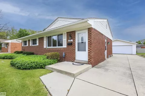 Exterior - 16996 Grettel, Fraser, MI 48026 photo 2 of 7