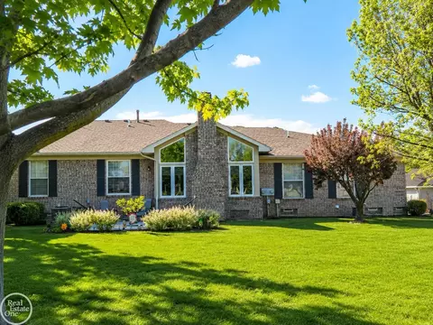 50140 Raleigh, Macomb, MI 48044