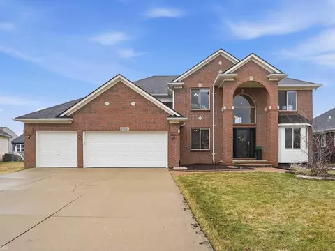 20483 Saint Martins, Macomb, MI 48044