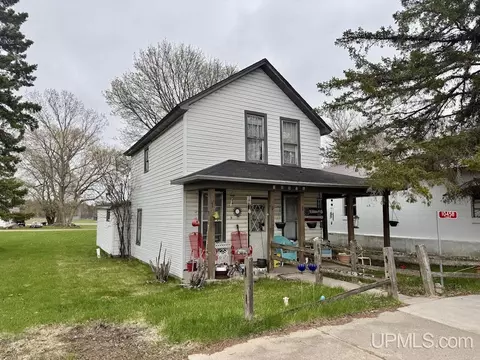 10458 S Main, Rapid River, MI 49878