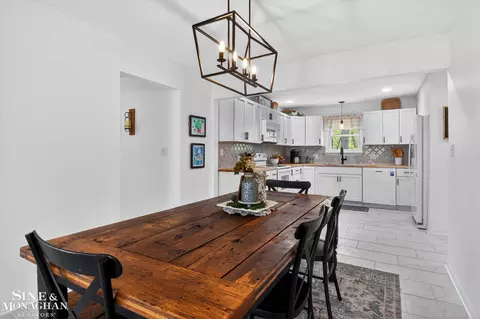 Dining - 1556 Glendale, Saint Clair, MI 48079 photo 2 of 3