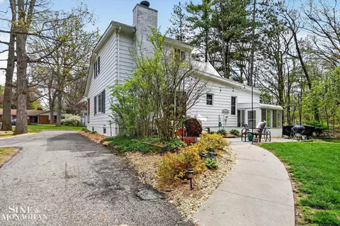 Exterior - 1556 Glendale, Saint Clair, MI 48079 photo 4 of 6