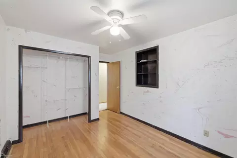 Bedroom - 46700 Tilch, Macomb, MI 48044 photo 1 of 7