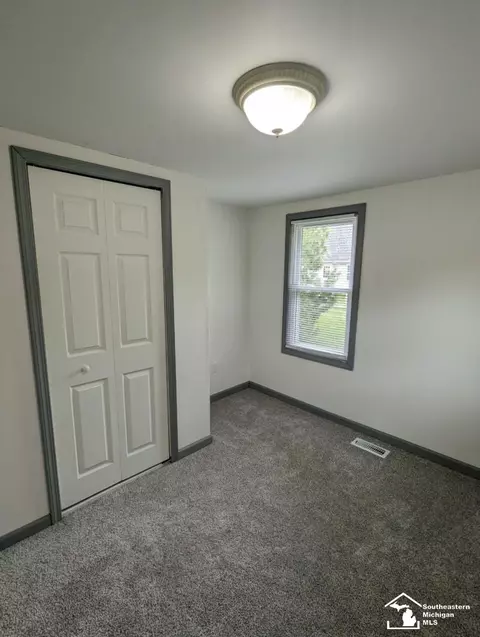 Bedroom - 3657 Vivian, Monroe, MI 48162 photo 2 of 4