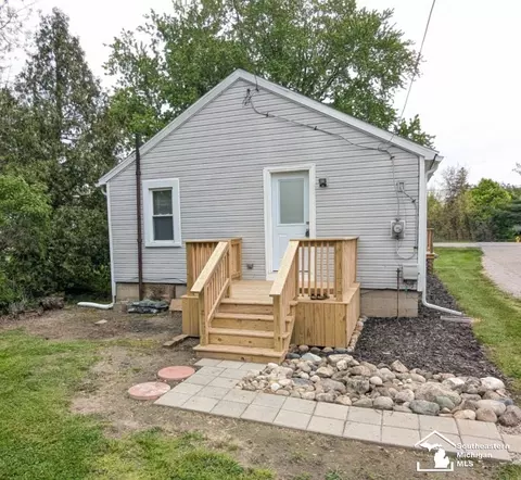 Exterior - 3657 Vivian, Monroe, MI 48162 photo 5 of 5