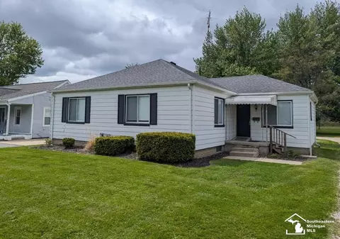 3585 Vivian, Monroe, MI 48162