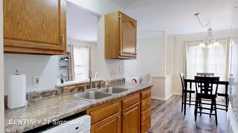 Kitchen - 2148 Painted Post, Flushing, MI 48433 photo 1 of 3