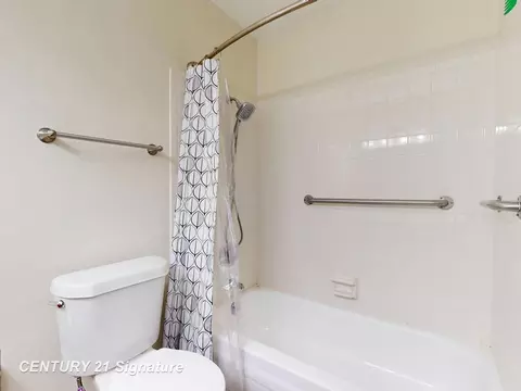 Bath - 2148 Painted Post, Flushing, MI 48433 photo 2 of 2