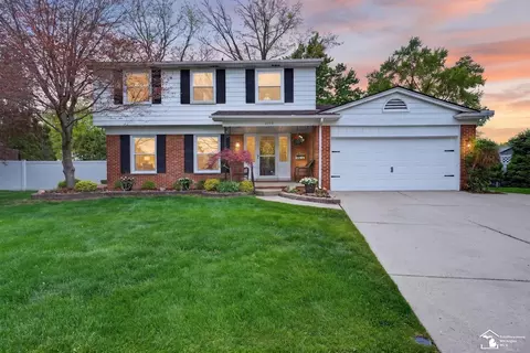 2105 Vernon, Trenton, MI 48183