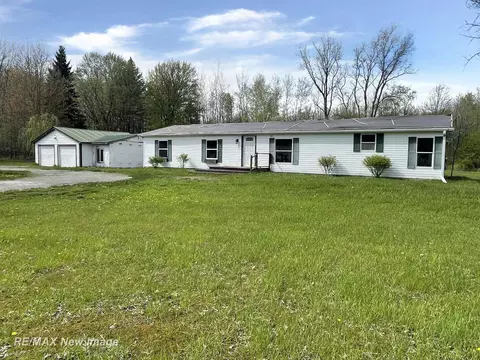 6227 Rathbun, Birch Run, MI 48415