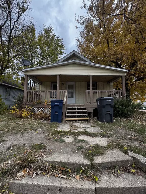 2517 Leith, Flint, MI 48506