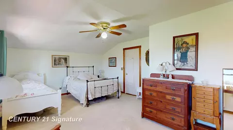 Bedroom - 7897 S S Grv, Dewitt, MI 48820 photo 2 of 4