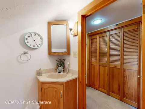 Bath - 7897 S S Grv, Dewitt, MI 48820 photo 1 of 1