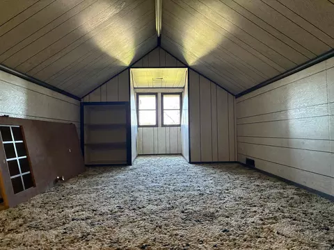 Bedroom - 22932 Gratiot, Merrill, MI 48637 photo 3 of 3