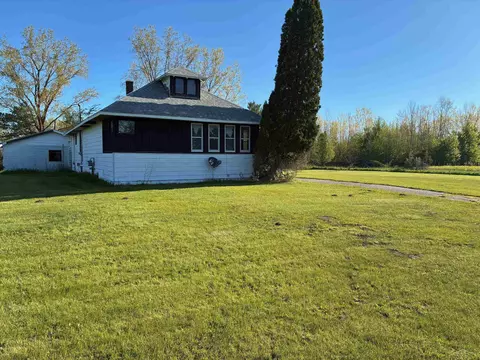 Exterior - 22932 Gratiot, Merrill, MI 48637 photo 5 of 6
