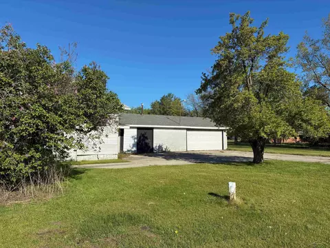 Exterior - 22932 Gratiot, Merrill, MI 48637 photo 3 of 6