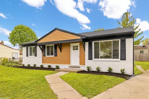 32620 Coach, Chesterfield, MI 48047