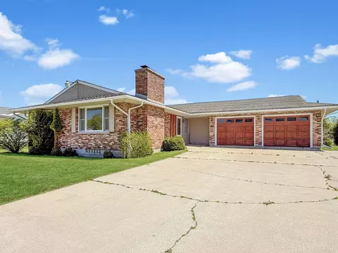 204 New Delta, Manistique, MI 49854