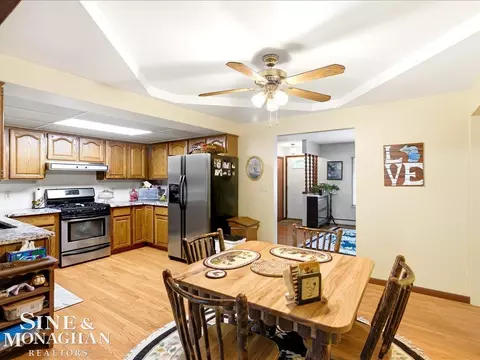 Kitchen - 829 Townsend Cresent W, Algonac, MI 48001 photo 1 of 3