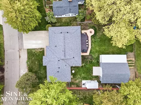 View/Area - 829 Townsend Cresent W, Algonac, MI 48001 photo 10 of 10