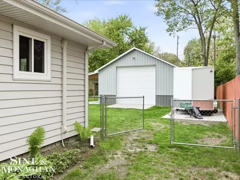 Exterior - 829 Townsend Cresent W, Algonac, MI 48001 photo 10 of 10
