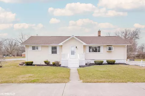 708 Sherman, Saginaw, MI 48604