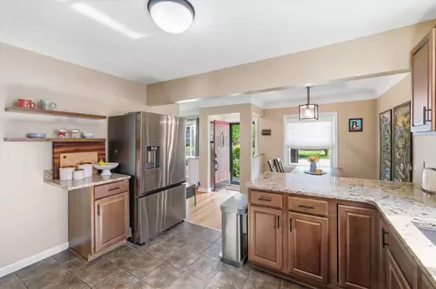 Kitchen - 684 Phillips, Clawson, MI 48017 photo 3 of 5