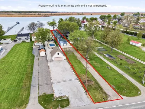 6143 Pointe Tremble Rd, Algonac, MI 48001