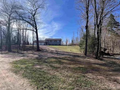 185 Olsen, Gwinn, MI 49841