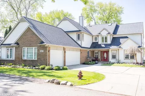 9427 Boncrest, Commerce Twp, MI 48382