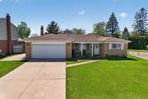 42159 Mac Rae, Sterling Heights, MI 48313