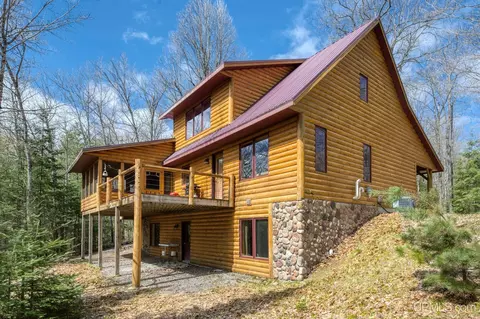 5718 Ottawa, Land O Lakes T-wi, WI 54540