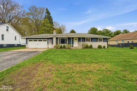 Exterior - 1032 Summer, Algonac, MI 48001 photo 2 of 10