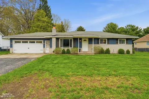 Exterior - 1032 Summer, Algonac, MI 48001 photo 7 of 10