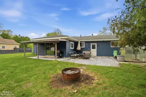 Exterior - 1032 Summer, Algonac, MI 48001 photo 5 of 10