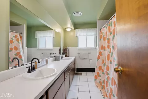 Bath - 1032 Summer, Algonac, MI 48001 photo 2 of 2
