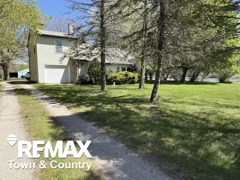 7071 Vienna, Otisville, MI 48463