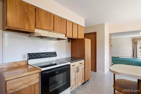 Kitchen - 1375 E M28, Marquette, MI 49855 photo 3 of 4