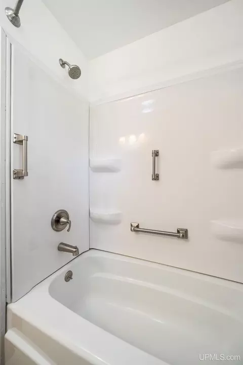 Bath - 1375 E M28, Marquette, MI 49855 photo 3 of 3