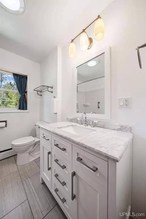 Bath - 1375 E M28, Marquette, MI 49855 photo 1 of 3