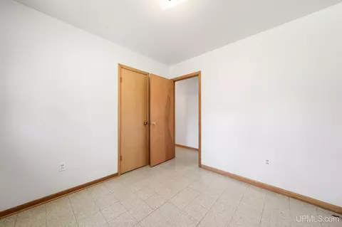 Bedroom - 1375 E M28, Marquette, MI 49855 photo 4 of 6