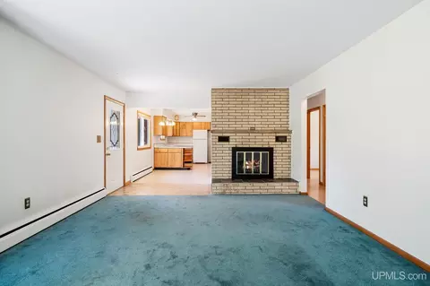 Living - 1375 E M28, Marquette, MI 49855 photo 5 of 5