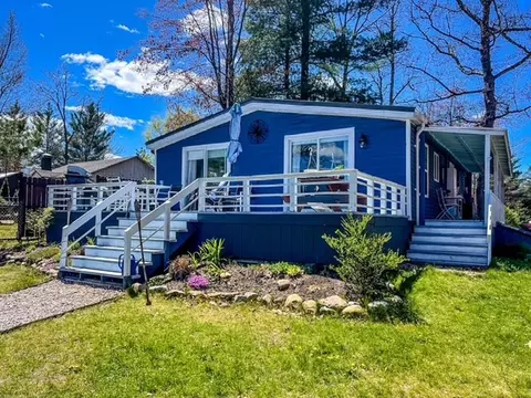 791 Bluegill Lk, Harrison, MI 48625