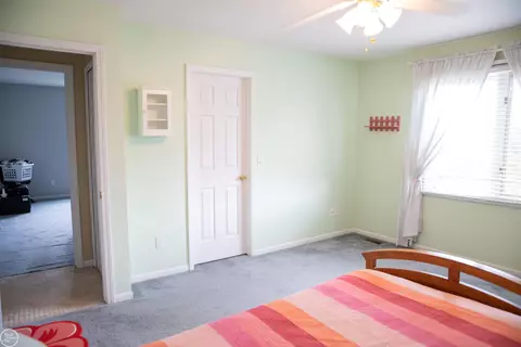 Bedroom - 17385 Hillcrest, Macomb, MI 48044 photo 6 of 8