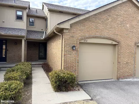 616 Byron Ct #39, Rochester, MI 48307