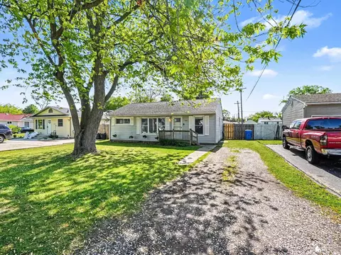 Exterior - 1480 Walnut, Monroe, MI 48162 photo 2 of 5