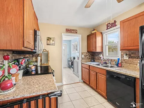 Kitchen - 1480 Walnut, Monroe, MI 48162 photo 1 of 2