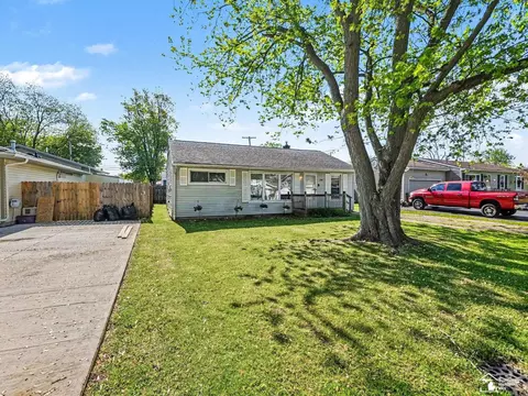 Exterior - 1480 Walnut, Monroe, MI 48162 photo 3 of 5